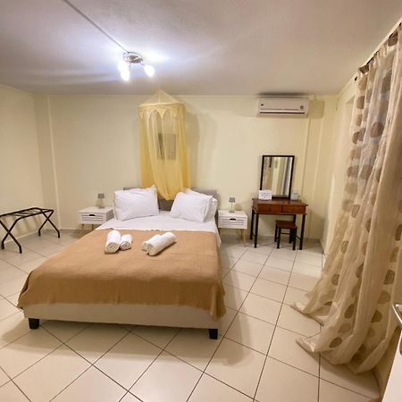 Althea Apartment Maroulás מראה חיצוני תמונה