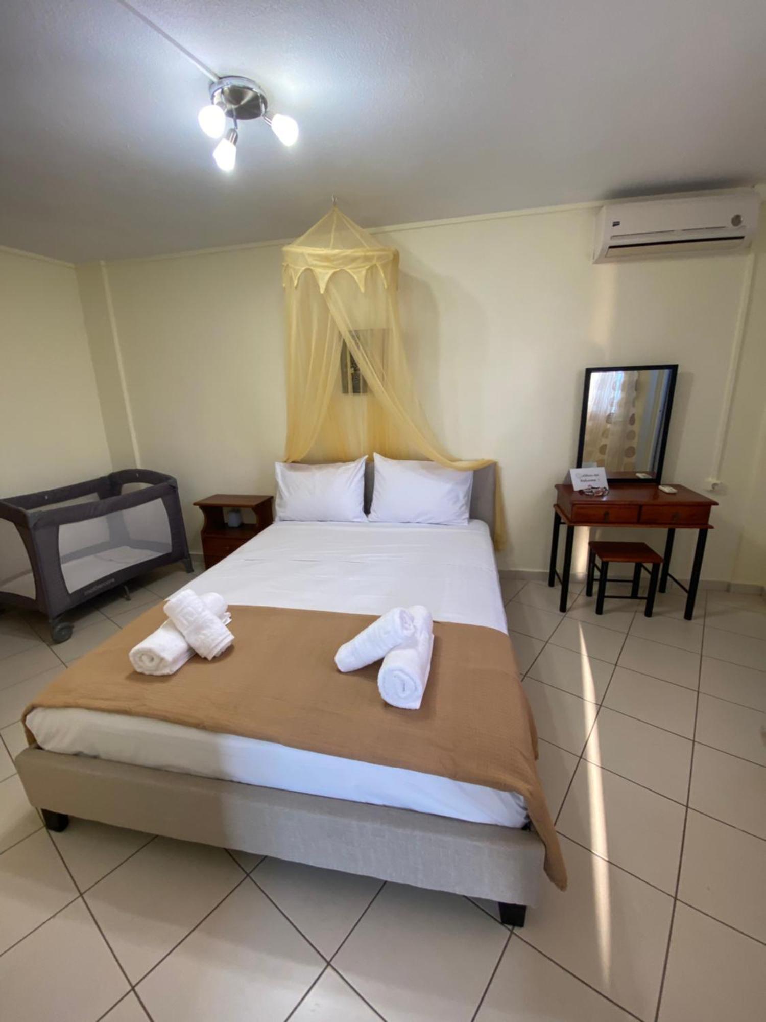 Althea Apartment Maroulás מראה חיצוני תמונה